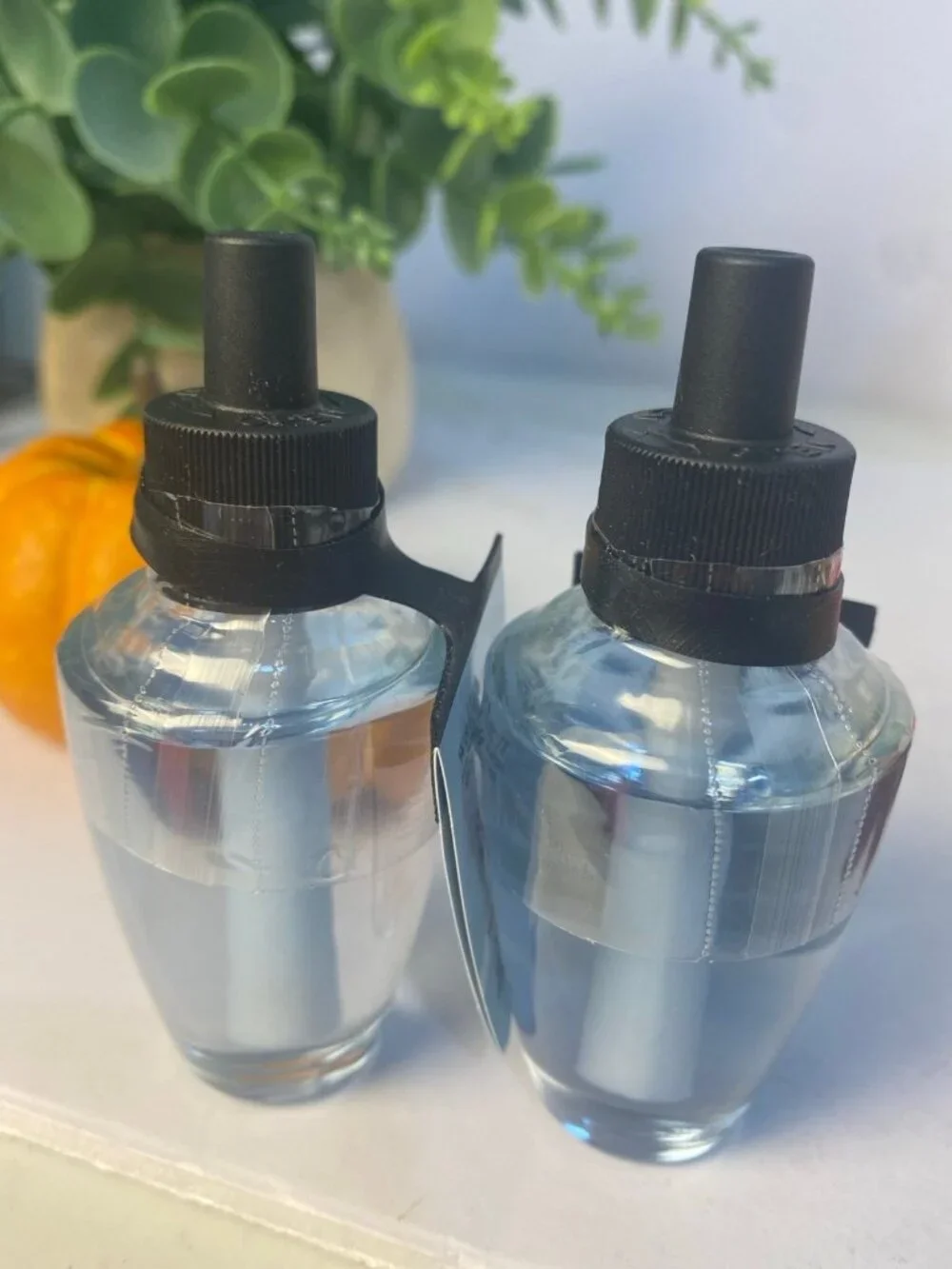 “Sweater Weather” Bath & Body Works 2 New Wallflower Refills